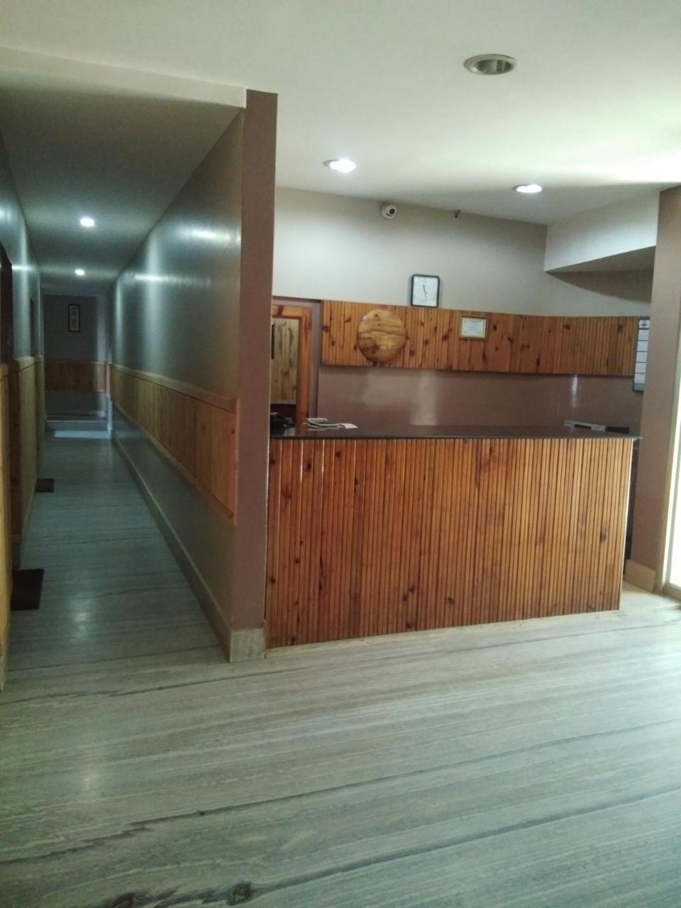 Hotel Pine Kohima Екстериор снимка